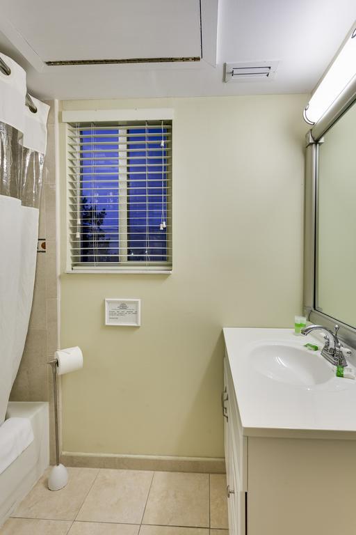 Sun Harbour Boutique Hotel Bal Harbour Extérieur photo